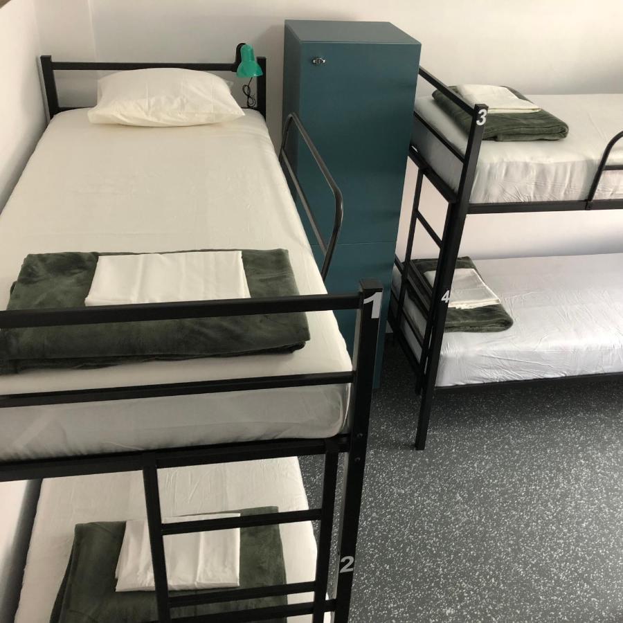 Bedsy Hostel *